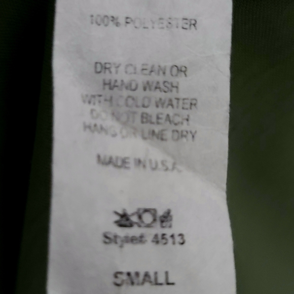 Entro Olive Gree V-Neck Short Sleeve Blouse - Picture 6 of 6